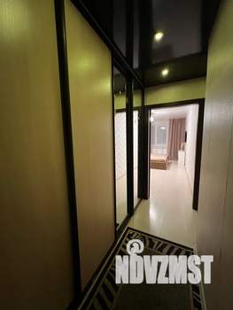 1-к квартира, посуточно, 34м2, 3/25 этаж