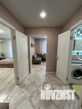 1-к квартира, посуточно, 40м2, 2/10 этаж