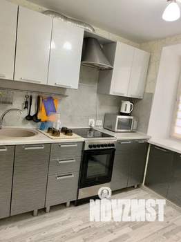 1-к квартира, посуточно, 32м2, 4/9 этаж