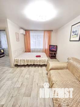 1-к квартира, посуточно, 32м2, 2/5 этаж