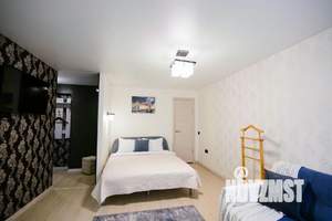 1-к квартира, посуточно, 47м2, 1/1 этаж