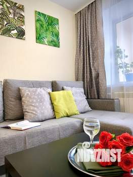 1-к квартира, посуточно, 35м2, 8/12 этаж