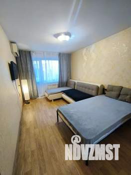 1-к квартира, посуточно, 40м2, 4/10 этаж