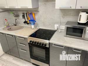 1-к квартира, посуточно, 32м2, 4/9 этаж