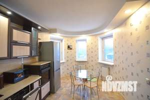 2-к квартира, посуточно, 70м2, 4/25 этаж