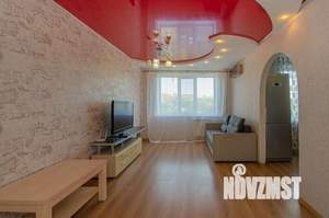 3-к квартира, посуточно, 71м2, 1/1 этаж