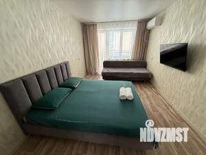 1-к квартира, посуточно, 36м2, 2/9 этаж