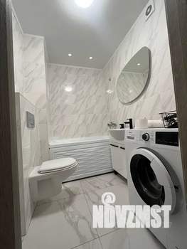 Студия квартира, посуточно, 35м2, 11/25 этаж