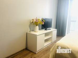 1-к квартира, посуточно, 40м2, 6/10 этаж