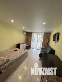 Студия квартира, посуточно, 25м2, 3/22 этаж