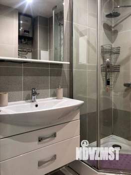 1-к квартира, посуточно, 50м2, 22/26 этаж