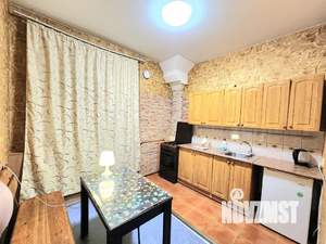 1-к квартира, посуточно, 30м2, 1/2 этаж