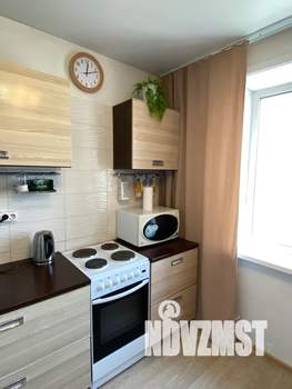 1-к квартира, посуточно, 33м2, 10/10 этаж