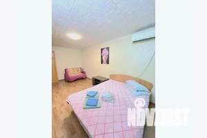 1-к квартира, посуточно, 33м2, 7/10 этаж