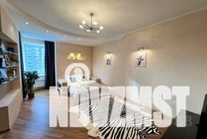 1-к квартира, посуточно, 51м2, 8/18 этаж