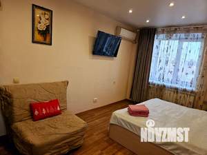 1-к квартира, посуточно, 33м2, 4/5 этаж