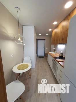 Студия квартира, посуточно, 30м2, 10/22 этаж