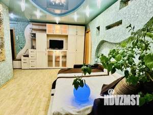 2-к квартира, посуточно, 52м2, 1/1 этаж