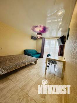 Студия квартира, посуточно, 30м2, 11/18 этаж