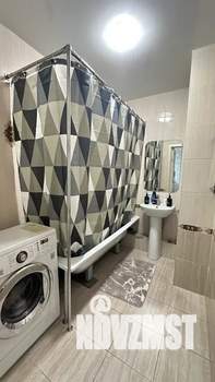 2-к квартира, посуточно, 59м2, 4/22 этаж