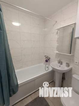 Студия квартира, посуточно, 25м2, 1/9 этаж