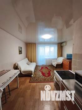 1-к квартира, посуточно, 42м2, 2/10 этаж