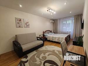 1-к квартира, посуточно, 35м2, 1/10 этаж