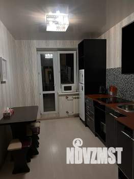 1-к квартира, посуточно, 34м2, 3/25 этаж