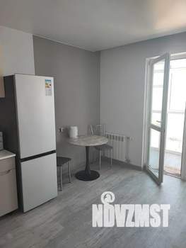 Студия квартира, посуточно, 43м2, 14/19 этаж