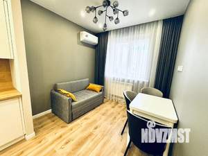 1-к квартира, посуточно, 42м2, 3/25 этаж