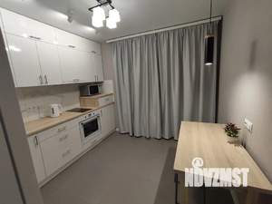 1-к квартира, посуточно, 38м2, 4/9 этаж