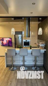 1-к квартира, посуточно, 40м2, 10/20 этаж