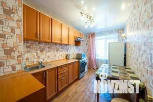 1-к квартира, посуточно, 50м2, 2/10 этаж