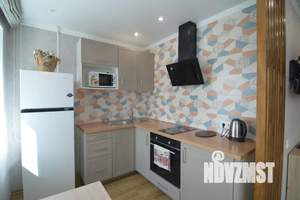 1-к квартира, посуточно, 32м2, 4/5 этаж