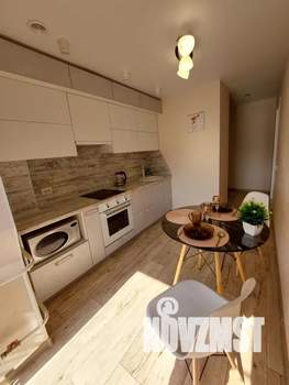 1-к квартира, посуточно, 37м2, 3/10 этаж