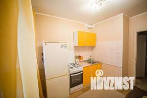 1-к квартира, посуточно, 30м2, 1/9 этаж