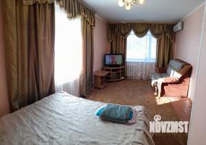 1-к квартира, посуточно, 32м2, 2/5 этаж