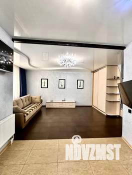 Студия квартира, посуточно, 36м2, 6/20 этаж