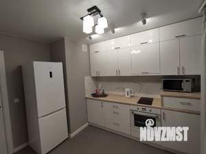 1-к квартира, посуточно, 38м2, 4/9 этаж