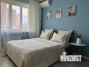 Студия квартира, посуточно, 25м2, 1/9 этаж