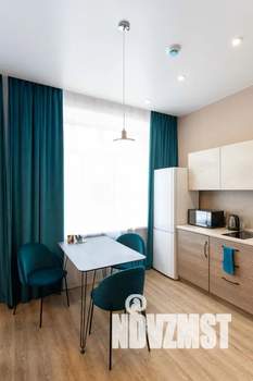 Студия квартира, посуточно, 40м2, 2/2 этаж