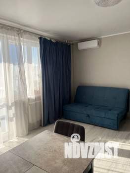 Студия квартира, посуточно, 35м2, 11/25 этаж