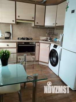 2-к квартира, посуточно, 46м2, 1/1 этаж