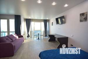 Студия квартира, посуточно, 43м2, 14/19 этаж