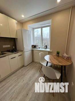 2-к квартира, посуточно, 48м2, 1/1 этаж