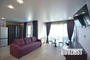 Студия квартира, посуточно, 43м2, 14/19 этаж