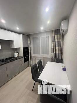 3-к квартира, посуточно, 64м2, 2/9 этаж