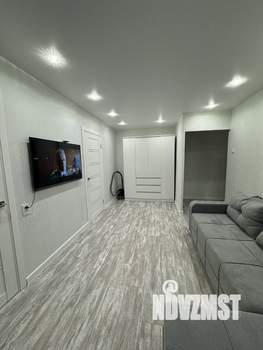 3-к квартира, посуточно, 49м2, 5/5 этаж