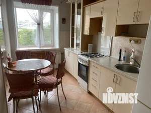 3-к квартира, посуточно, 60м2, 1/1 этаж