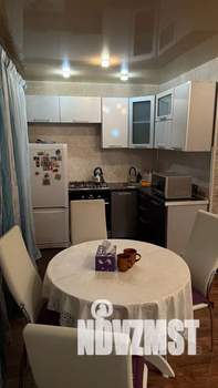 Студия квартира, посуточно, 36м2, 2/5 этаж